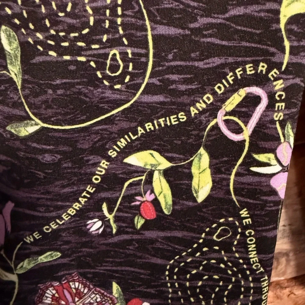 NWOT The North Face Black Floral Women's Leggings - Picture 4 of 5